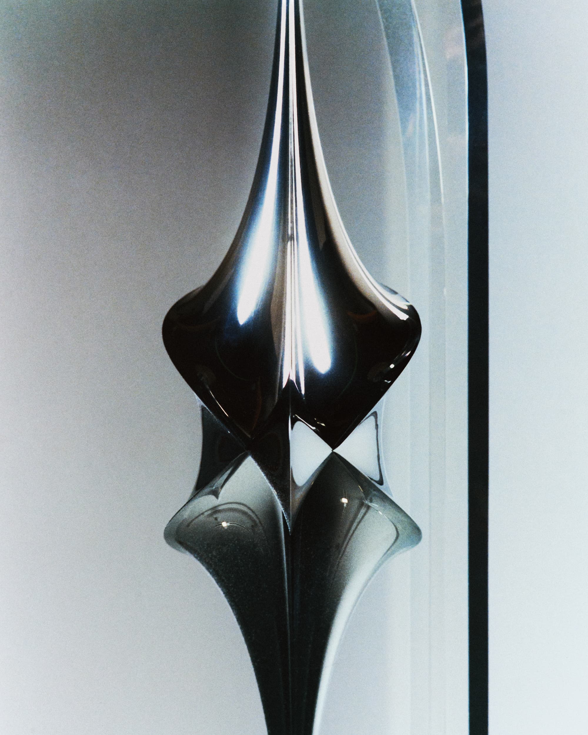 Hiroshi Sugimoto Guest Edits Aperture on Stopping Time
